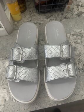 Clarks Metallic Silver Woven Double-Buckle Slide Sandals